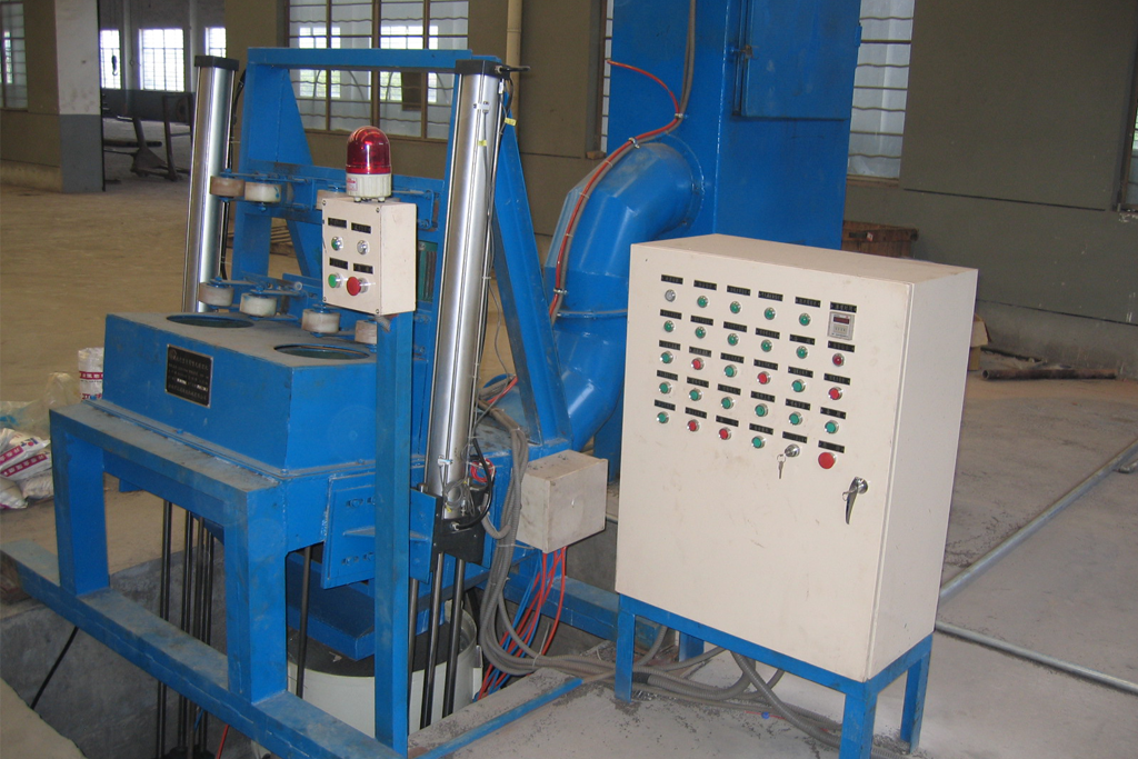Inner-steel-bottle-shot-peening-machine