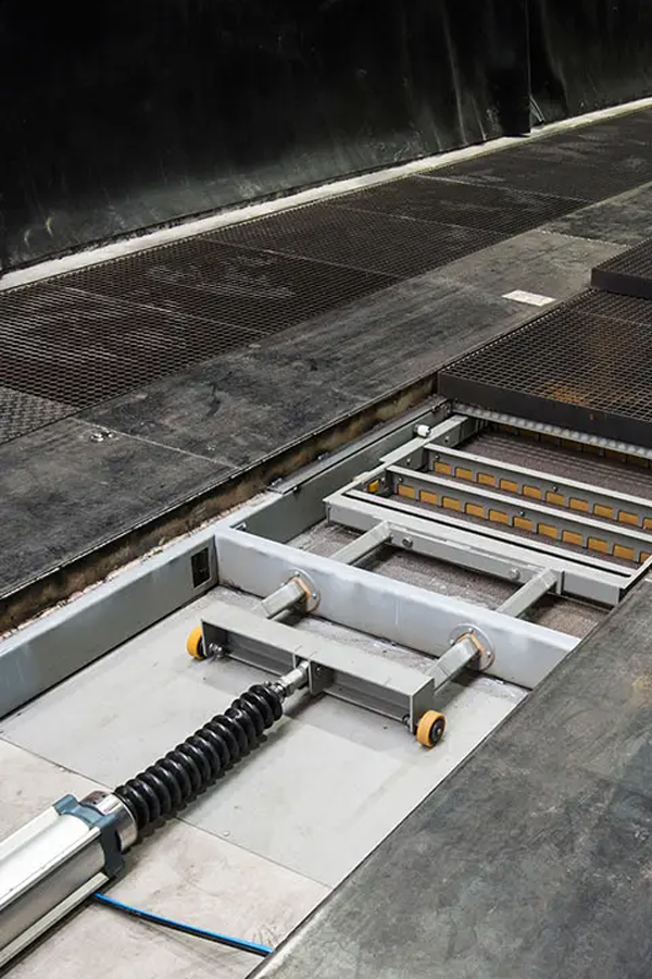 Scraper floor Reclaim System Blast Room1